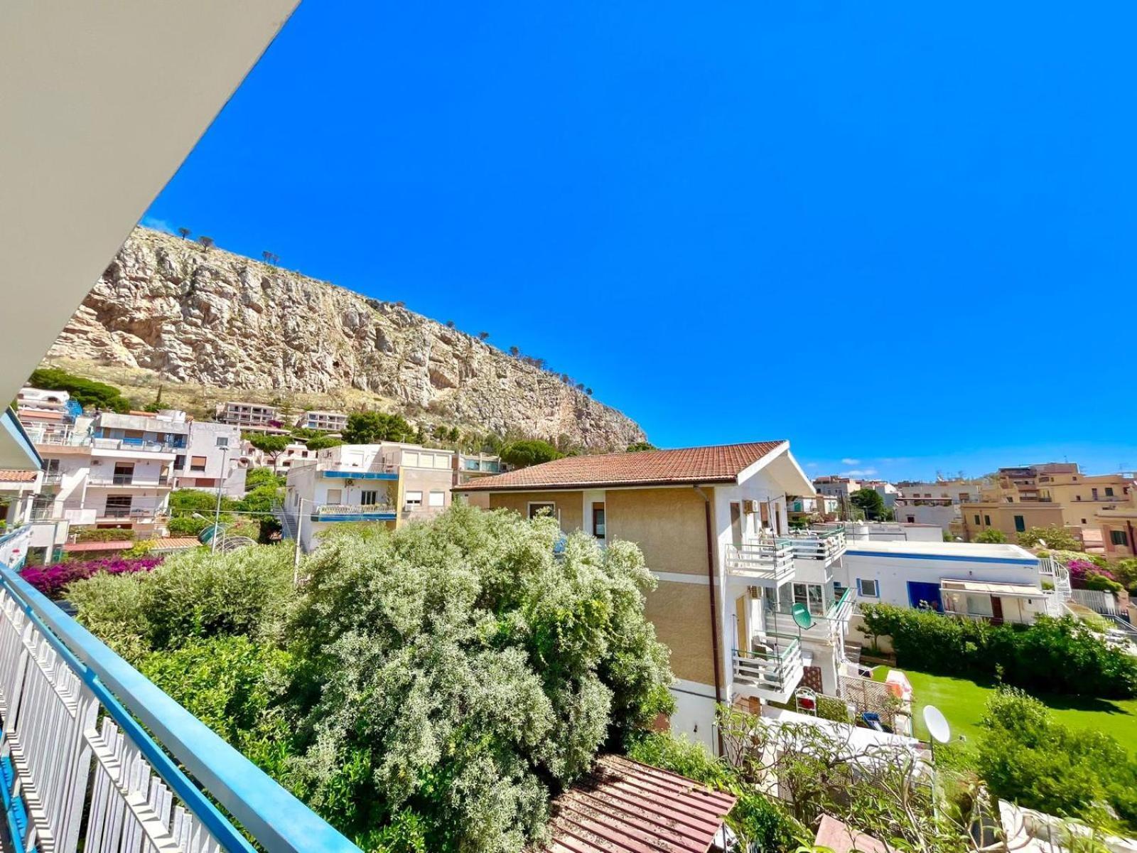 Mongibello Rooftop Mondello Exterior photo